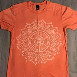 Obey Peace Sign/Mandala T-Shirt. Size Small